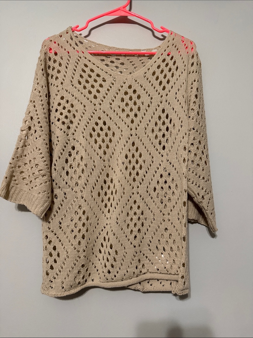 Open-Knit Diamond Pattern Short-Sleeve Sweater in Tan